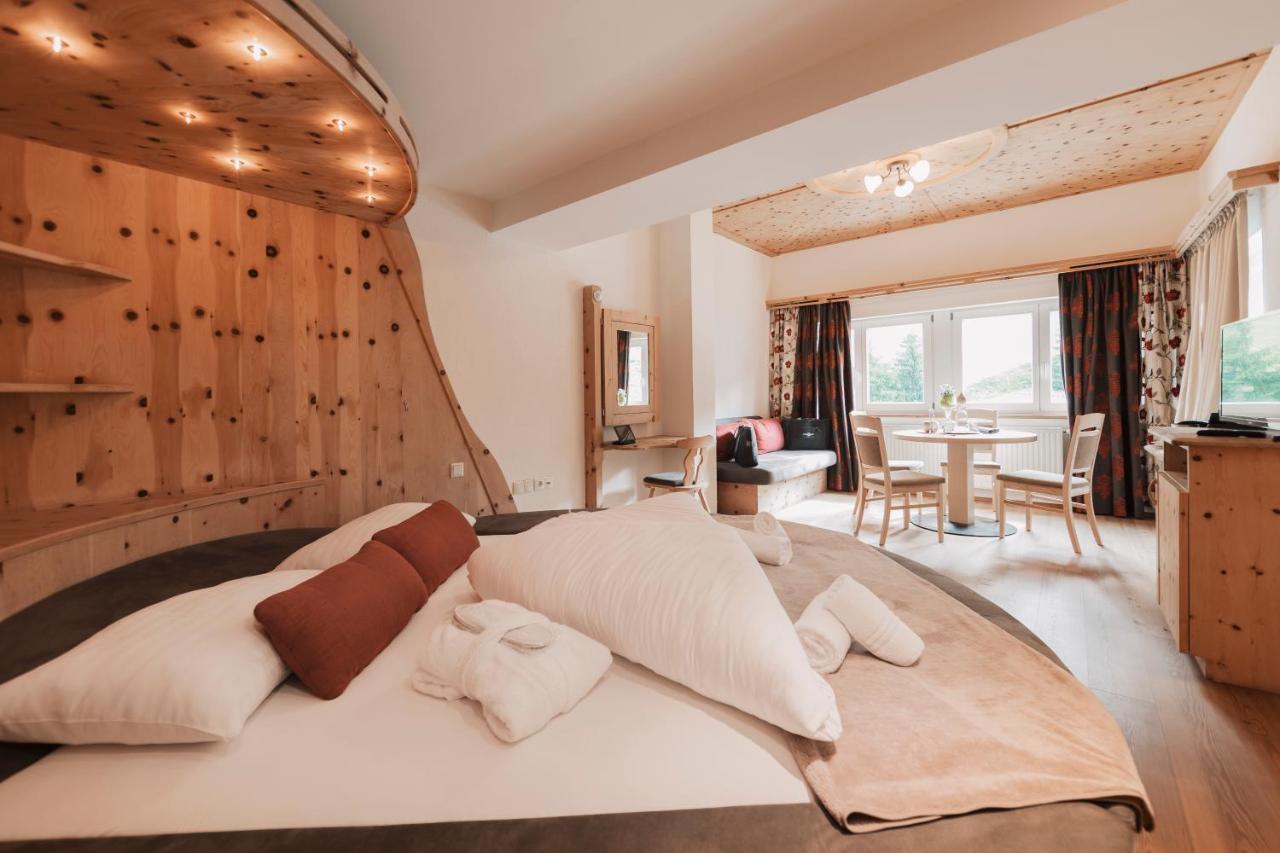 Wellness Aparthotel Panorama Alpin - Ferienwohnungen Jerzens Im Pitztal エクステリア 写真