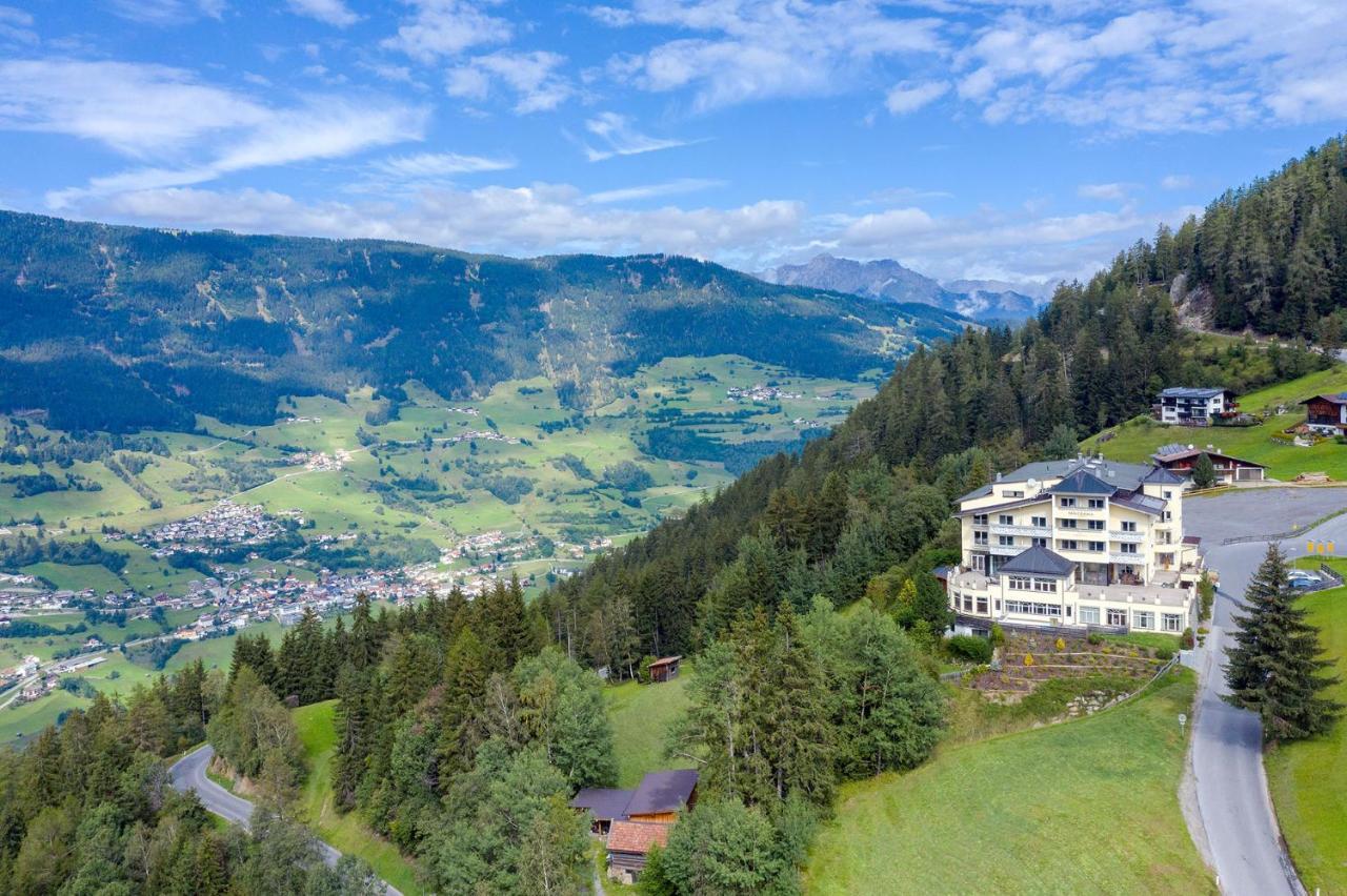 Wellness Aparthotel Panorama Alpin - Ferienwohnungen Jerzens Im Pitztal エクステリア 写真