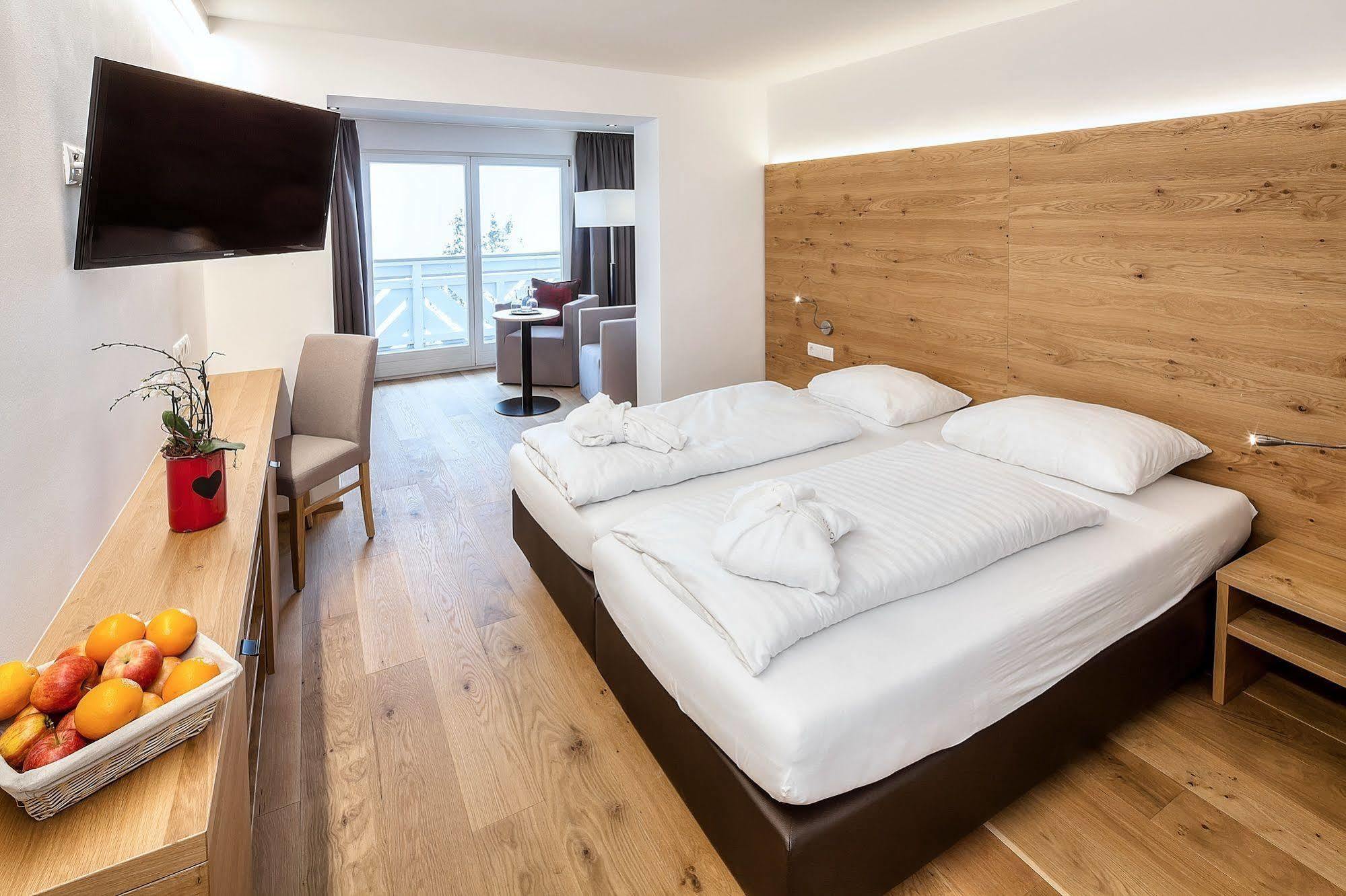 Wellness Aparthotel Panorama Alpin - Ferienwohnungen Jerzens Im Pitztal エクステリア 写真